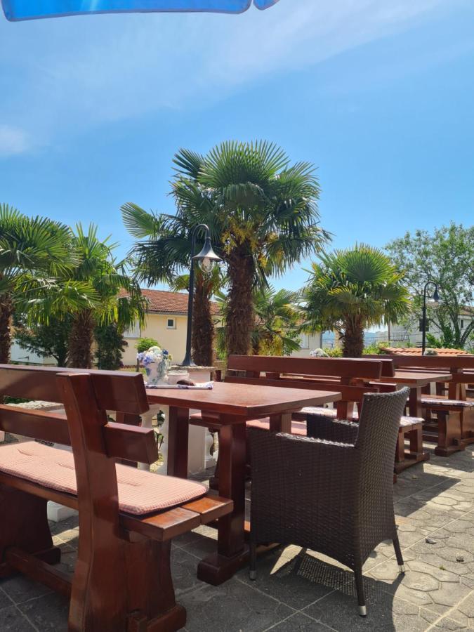 Villa Carpe Diem Vantacici Eksteriør bilde